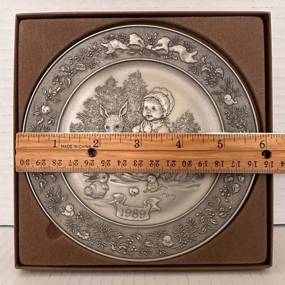 Hallmark 1989 Christmas Plate The‎ Miracle of Christmas Limited Edition Pewter